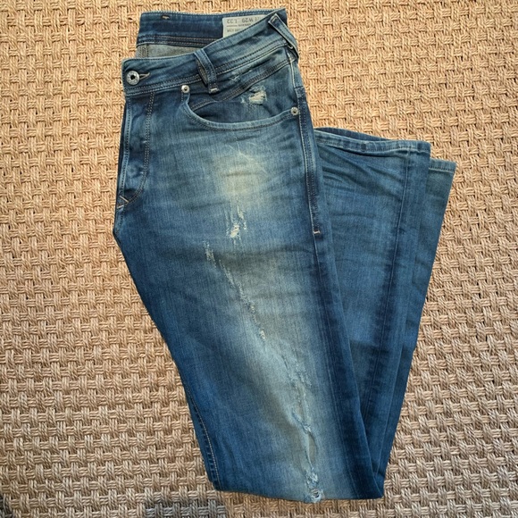 Diesel Jeans - Picture 2 of 5